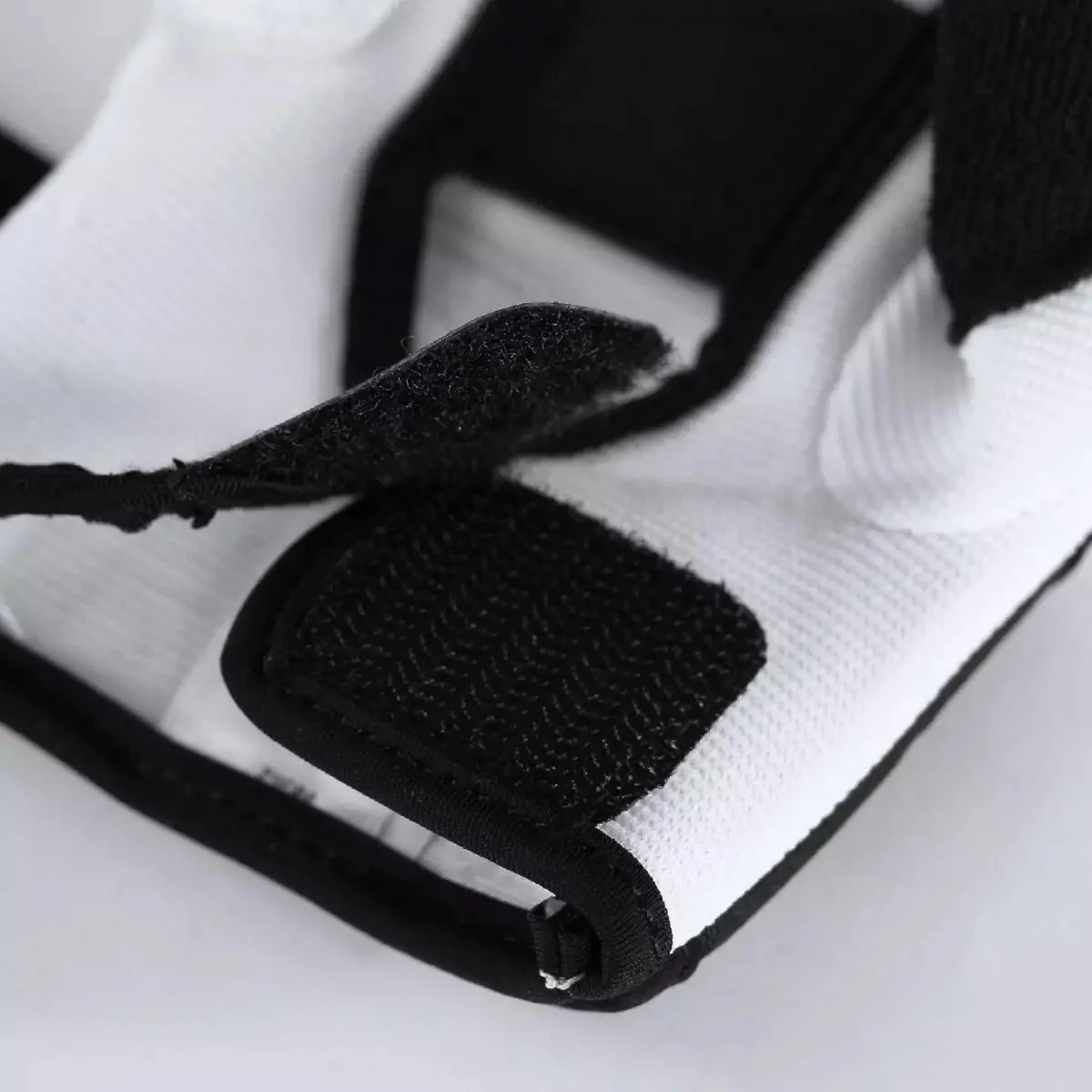 adidas Fighter Gloves World Taekwondo Approved - Image 6